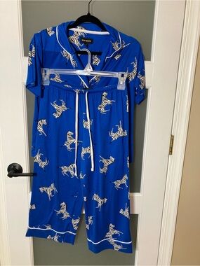 Room Service Blue Zebra Print Sleep Set - Capri Pants - Size Small
